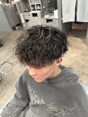 大阪　メンズパーマ　ツイストスパイラル