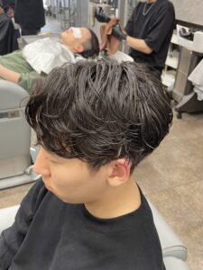 大阪メンズパーマ　メンズパーマ　フェザーパーマ　大阪フェザーパーマ　本町フェザーパーマ