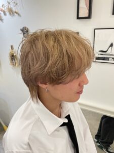 大阪メンズカット　大阪メンズカラー　ブリーチカラー　ミルクティーベージュ　ミルクティーカラー　ダブルカラー